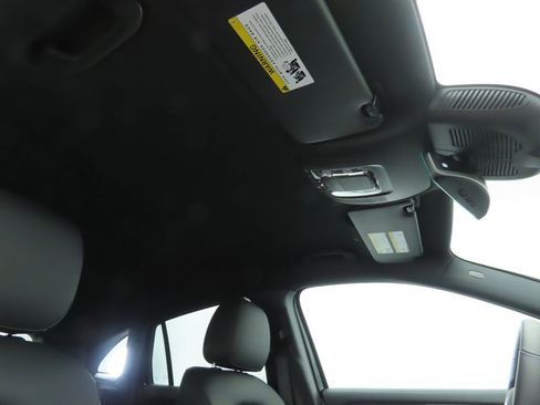 Certified 2025 Mercedes-Benz GLA 250 GLA 250 image 18