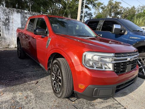 Used 2024 Ford Maverick Lariat FWD image 2
