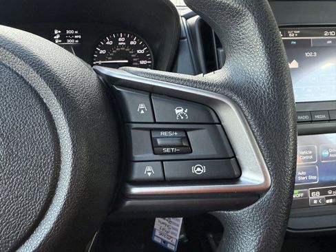 Certified 2025 Subaru Impreza 2.0i image 20