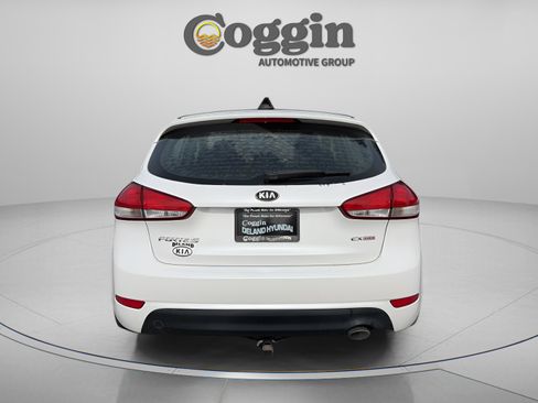 Used 2016 Kia Forte EX image 4