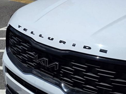 Used 2022 Kia Telluride SX w/ SX Prestige Package AWD/4WD image 15
