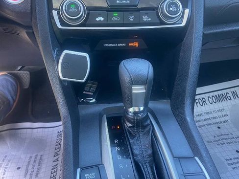 Used 2017 Honda Civic EX image 16
