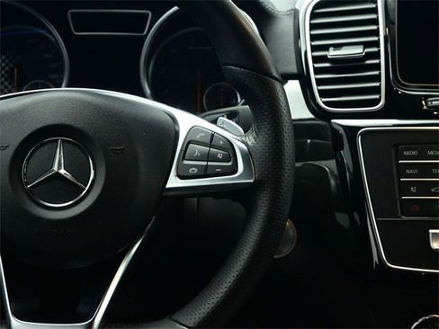 Used 2019 Mercedes-Benz GLE 43 AMG 4MATIC image 13