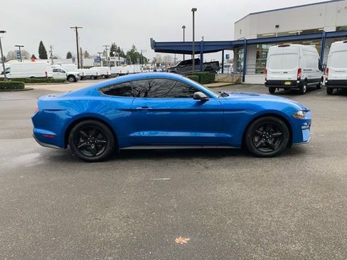 Used 2019 Ford Mustang EcoBoost image 6