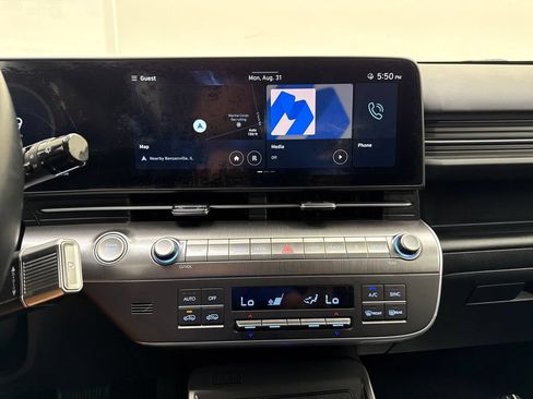 Used 2024 Hyundai Kona SEL w/ Convenience Package FWD image 21