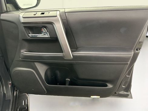 Used 2024 Toyota 4Runner SR5 image 33