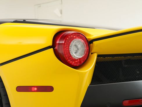 Used 2014 Ferrari LaFerrari image 27