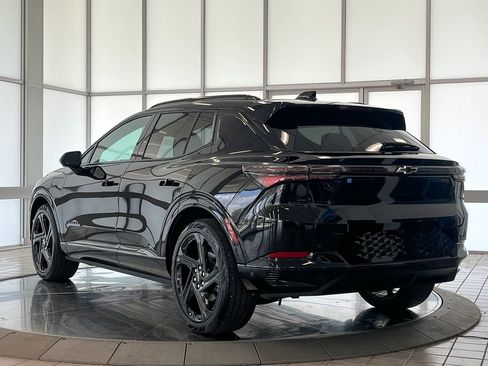 Certified 2024 Chevrolet Equinox EV RS image 7