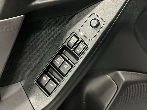 Used 2015 Subaru Forester 2.5i Premium w/ All-Weather Package AWD/4WD image 22