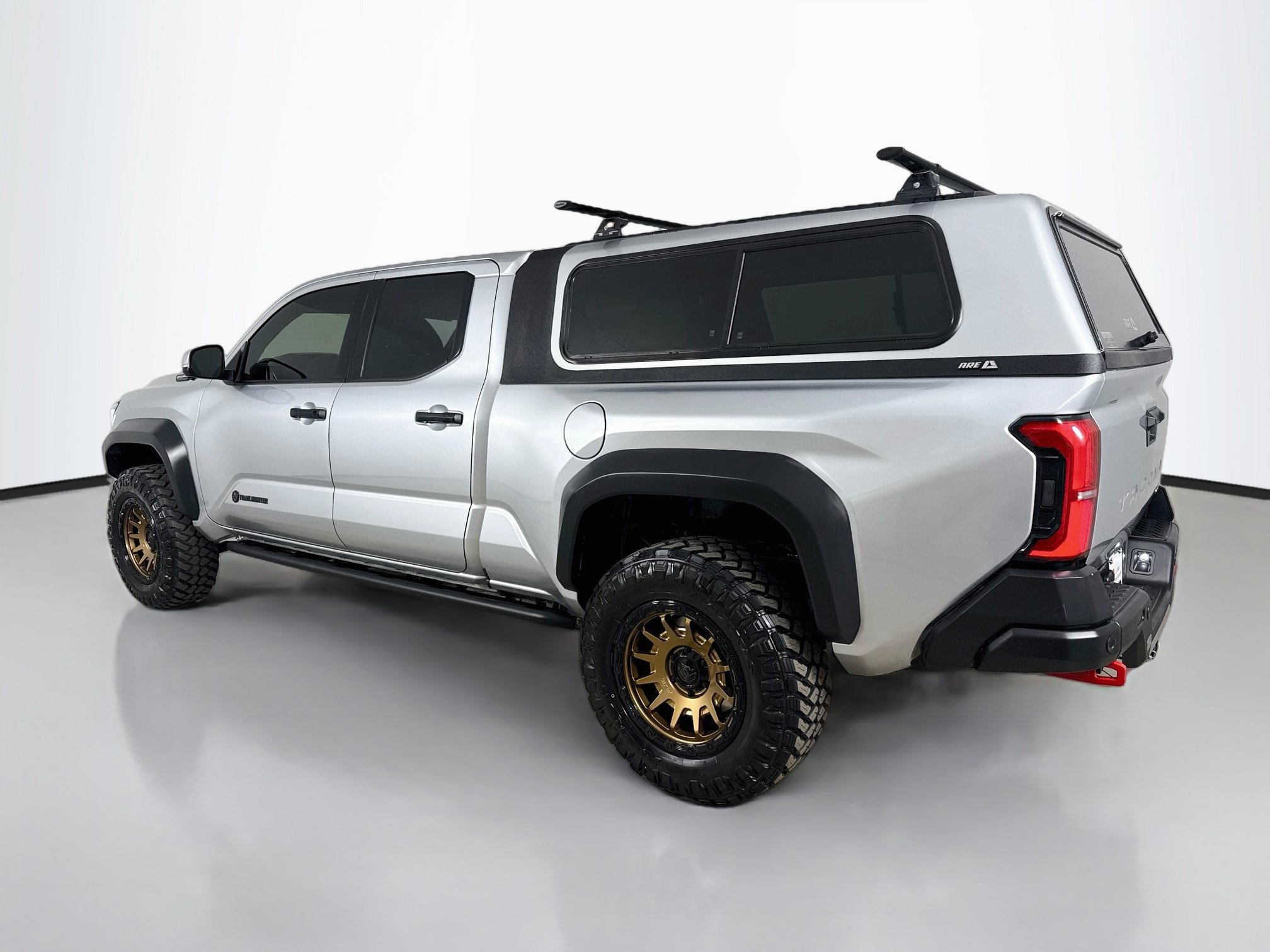 Certified 2025 Toyota Tacoma 4x4 Double Cab Hybrid image 6
