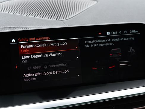 Used 2026 BMW Z4 M40i w/ Premium Package image 47