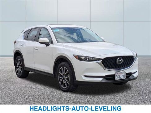 Used 2018 MAZDA CX-5 Touring w/ Preferred Equipment Package AWD/4WD image 4