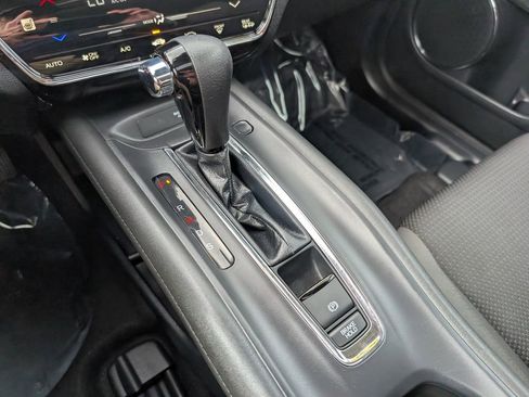 Used 2019 Honda HR-V EX image 22