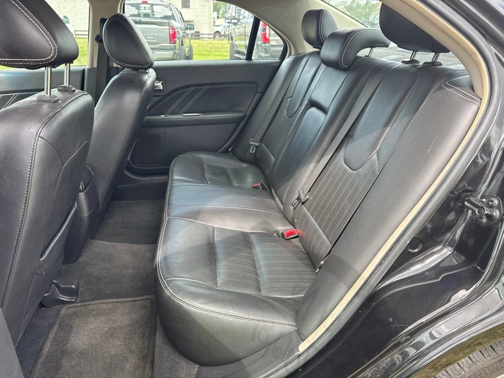 Used 2011 Ford Fusion Sport w/ 401A Rapid Spec Order Code FWD image 12