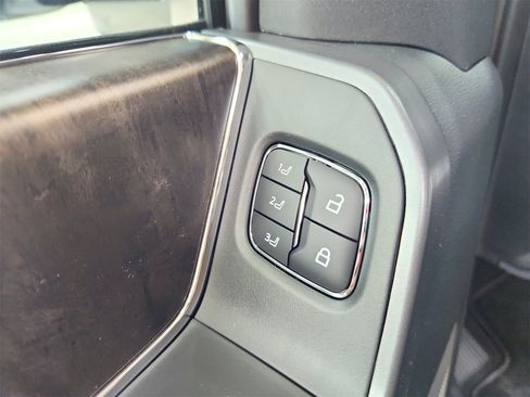 New 2026 Ford F250 Lariat w/ Lariat Ultimate Package image 21