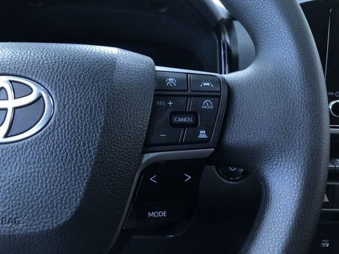 Used 2026 Toyota Camry LE FWD image 27