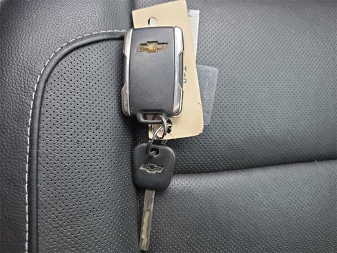 Certified 2018 Chevrolet Silverado 1500 High Country image 35