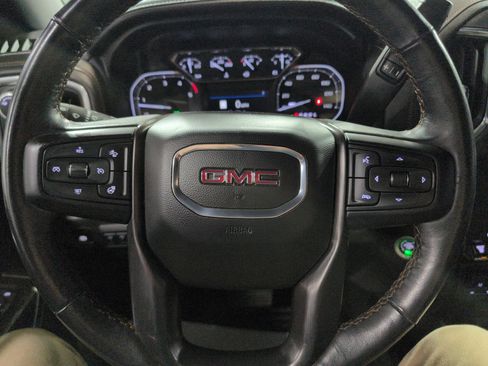 Used 2022 GMC Sierra 3500 AT4 w/ AT4 Preferred Package image 9
