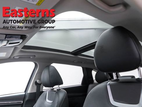 Used 2022 Hyundai Tucson Limited image 32