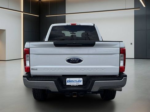 Used 2019 Ford F250 XLT AWD/4WD image 5