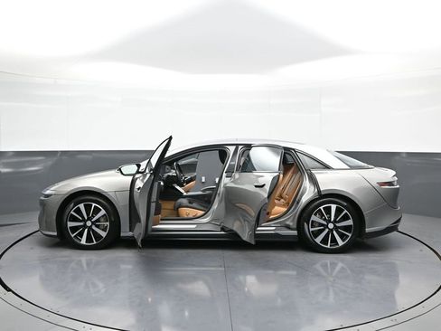 Used 2023 Lucid Air Touring image 48