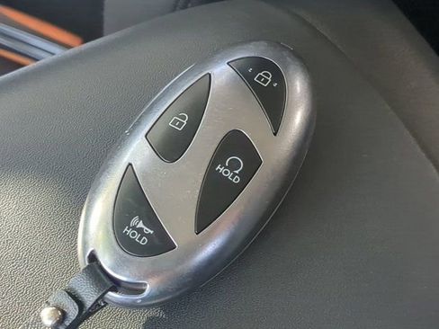 Used 2025 Hyundai Kona SEL image 27