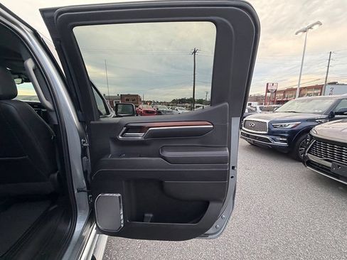 Used 2024 GMC Sierra 1500 Denali w/ Technology Package AWD/4WD image 26