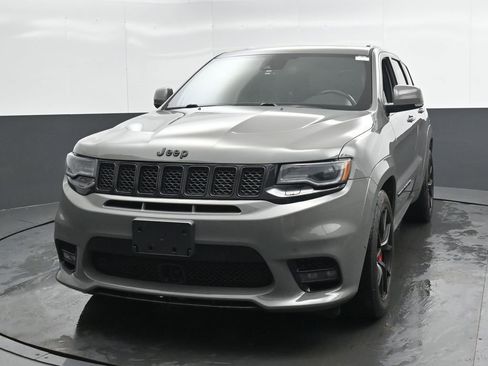 Used 2019 Jeep Grand Cherokee SRT image 6