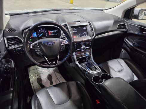 Used 2018 Ford Edge Titanium w/ Equipment Group 301A FWD image 28