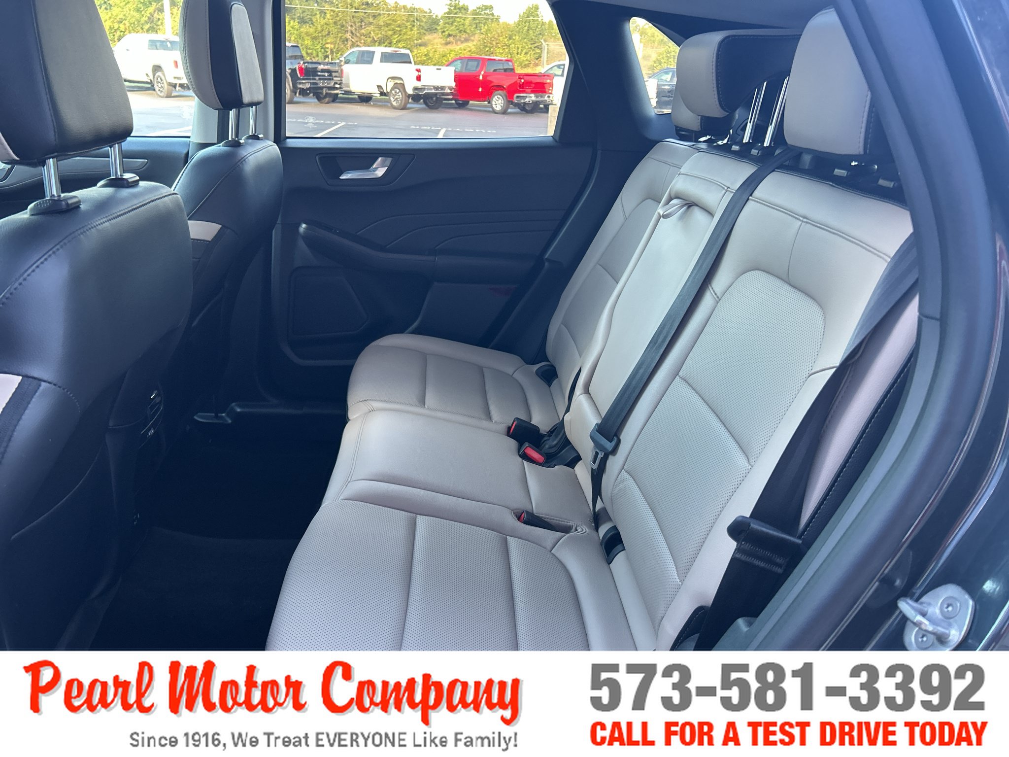 Used 2022 Ford Escape Titanium w/ Class II Trailer Tow Package AWD/4WD image 20