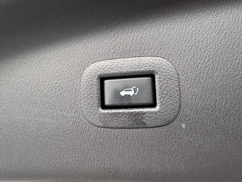 Used 2024 INFINITI QX80 4WD image 11