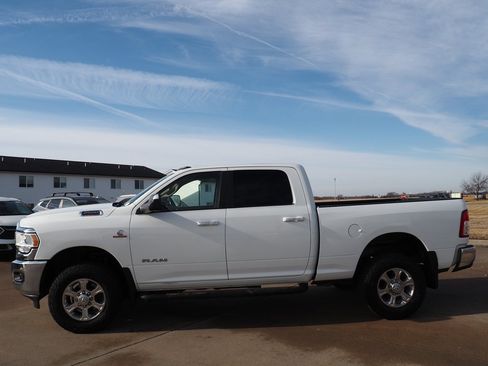 Used 2019 RAM 2500 Big Horn image 17