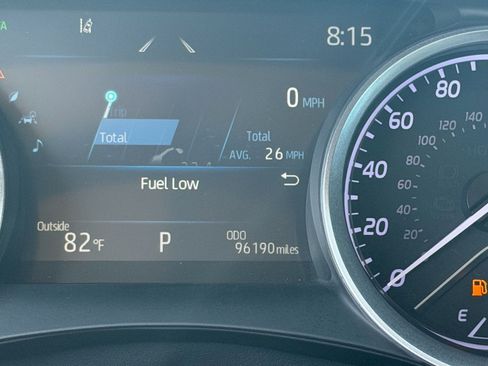 Used 2022 Toyota Camry XLE w/ Navigation Package FWD image 26