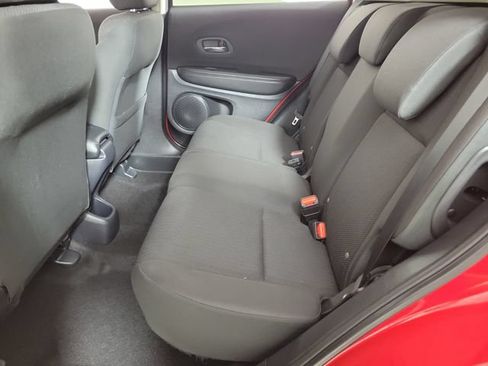 Used 2017 Honda HR-V LX image 12
