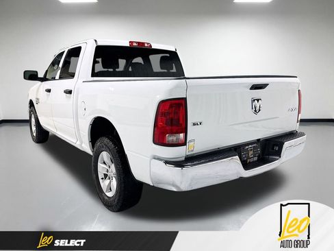 Used 2023 RAM 1500 Classic SLT w/ Electronics Group AWD/4WD image 10