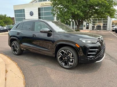 New 2026 Volkswagen Tiguan SEL R-Line