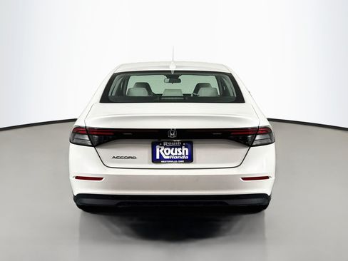 Certified 2023 Honda Accord EX image 6