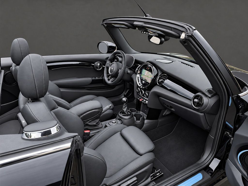 Used 2024 MINI Cooper S FWD image 9