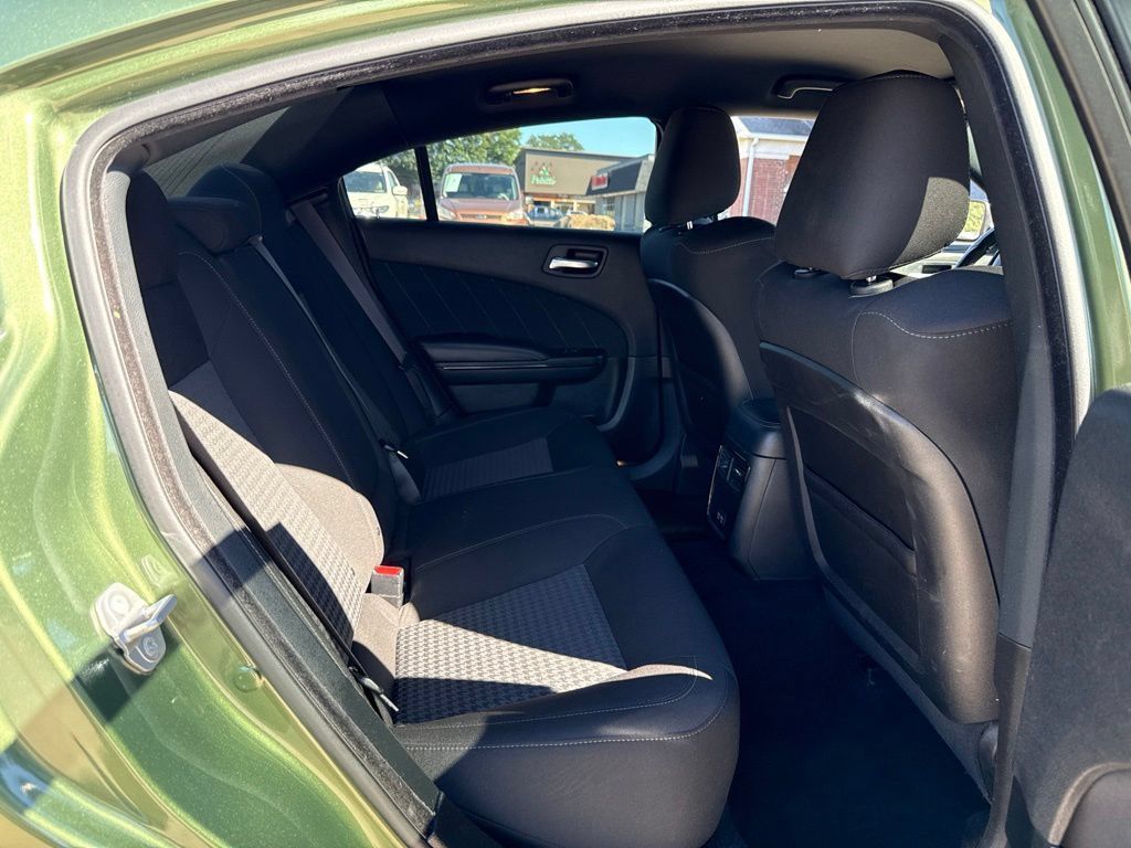 Used 2022 Dodge Charger R/T w/ Blacktop Package RWD image 12