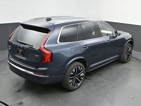 New 2026 Volvo XC90 B6 Plus image 37