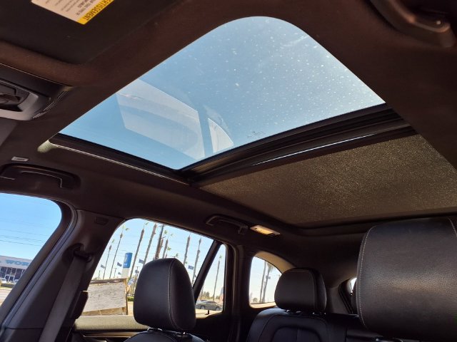 Used 2017 BMW X1 sDrive28i FWD image 19