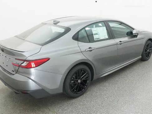 New 2026 Toyota Camry SE image 12