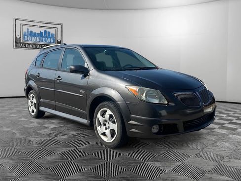 Used 2007 Pontiac Vibe w/ Preferred Package image 4