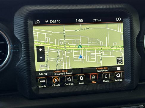 New 2023 Jeep Wrangler Unlimited Rubicon 4xe w/ Cold Weather Group image 19