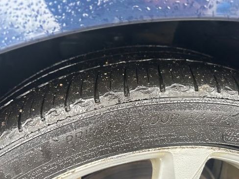 Used 2010 Buick LaCrosse CXS w/ Touring Package image 23