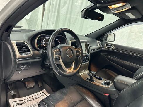 Used 2015 Jeep Grand Cherokee Limited AWD/4WD image 16
