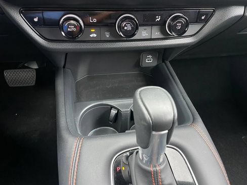 Certified 2025 Honda HR-V Sport image 18