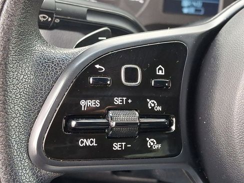Used 2022 Mercedes-Benz Sprinter 2500 image 24