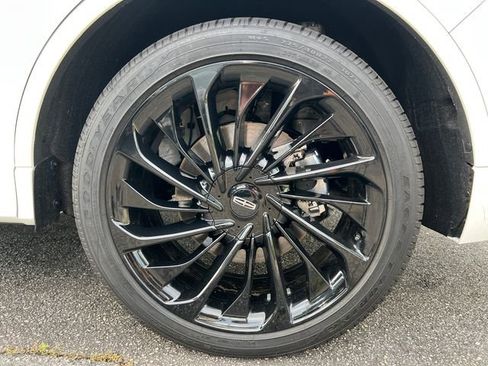 New 2026 Lincoln Aviator Reserve AWD/4WD image 24