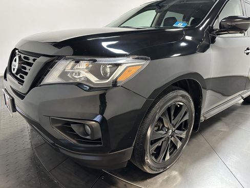 Used 2018 Nissan Pathfinder SL w/ Midnight Edition Package image 7